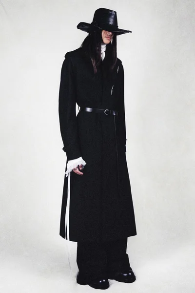 Look 3